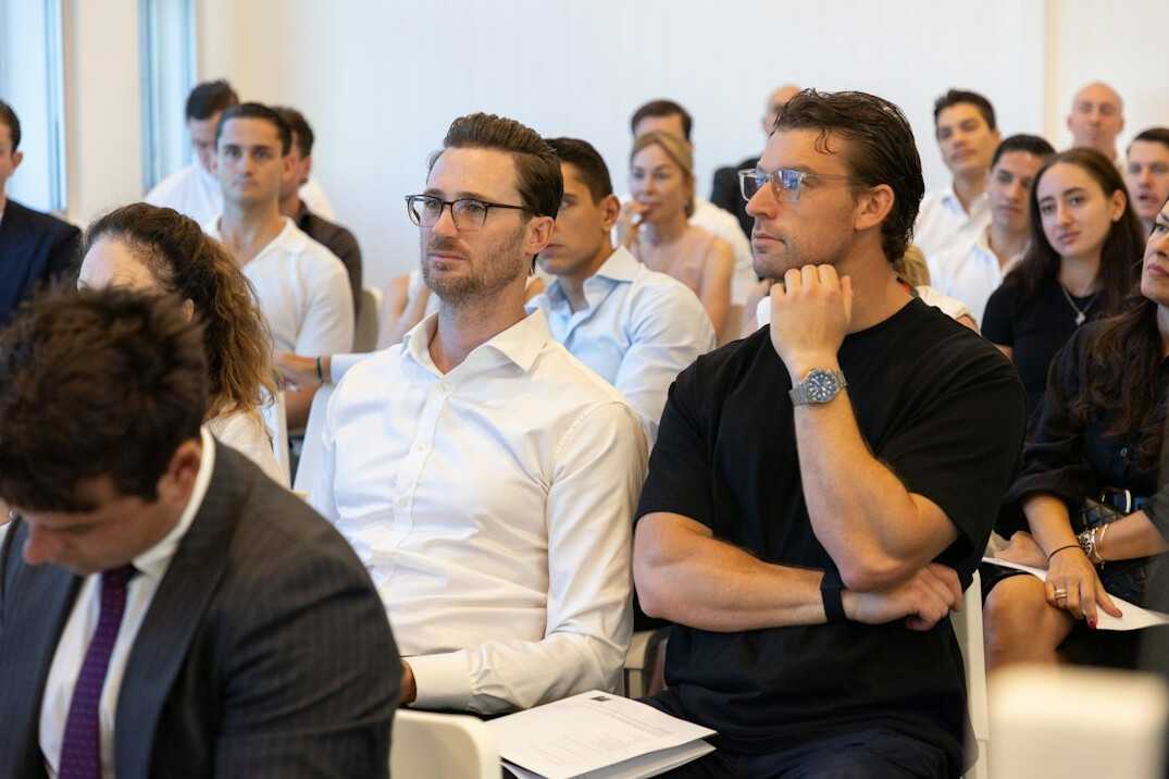 manager in business seminar